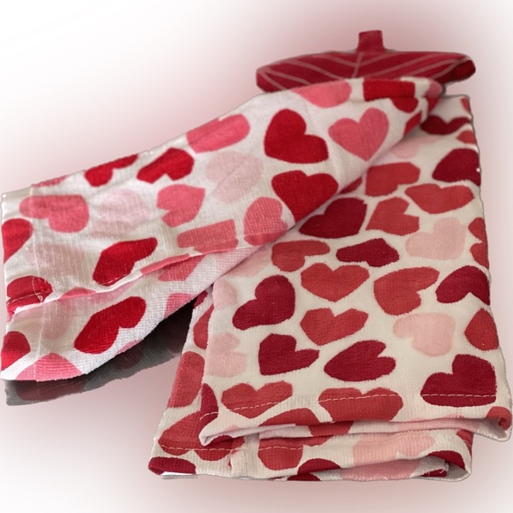 RED AND PINK KITCHEN TOWELS - Picture 2 of 4